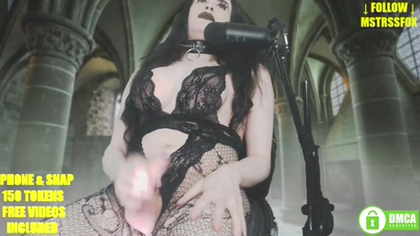 elizabethfox  03-03-2022